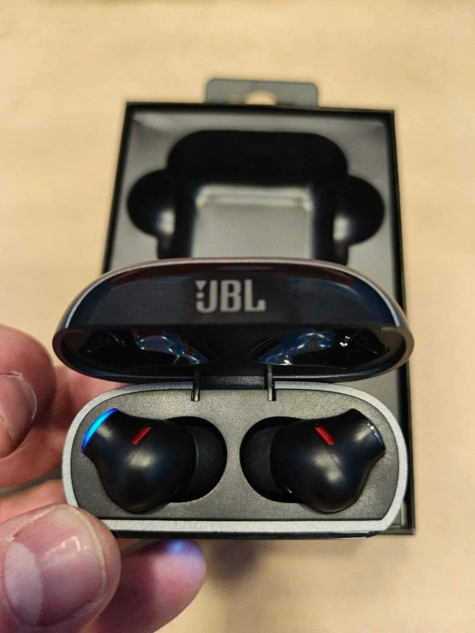 Беспроводные наушники JBL tour pro 5 с дисплеем